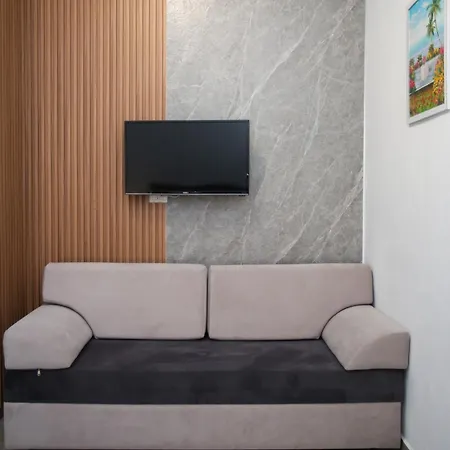Acqua Blue Hotell *